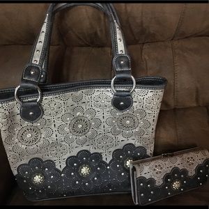 Montana West conceal carry hand bag with wallet